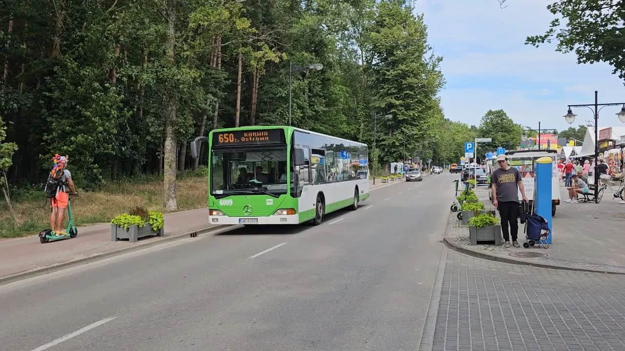 Jak dojechać do Jastrzębiej Góry - najwygodniejsze opcje transportu