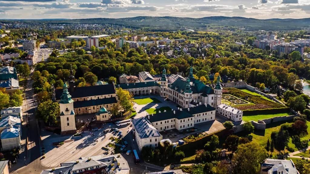 Atrakcje Kielc: odkryj niezwykłe miejsca, które musisz zobaczyć