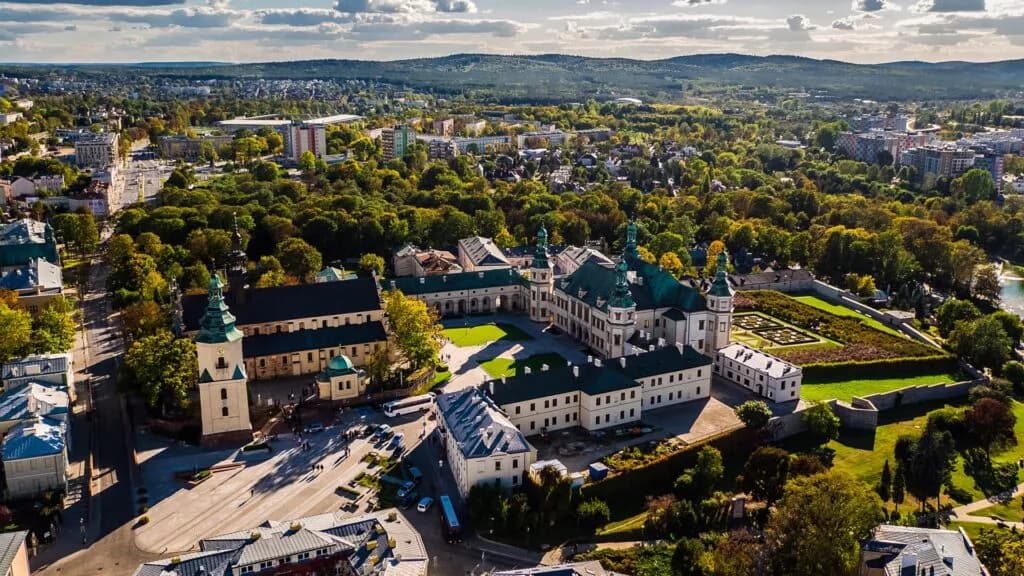 Atrakcje Kielc: odkryj niezwykłe miejsca, które musisz zobaczyć