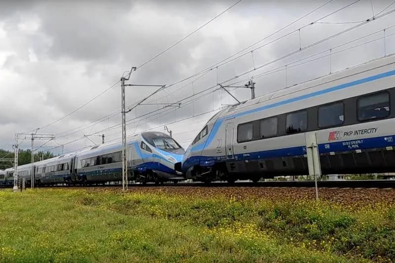 Ile jedzie pendolino z Krakowa do Kołobrzegu? Czas podróży i rozkład